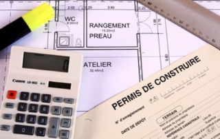 Permis et autorisation commerciale : rôle du juge admin